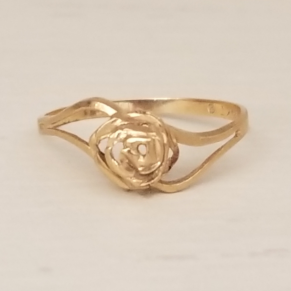 10K Gold Rose Ring